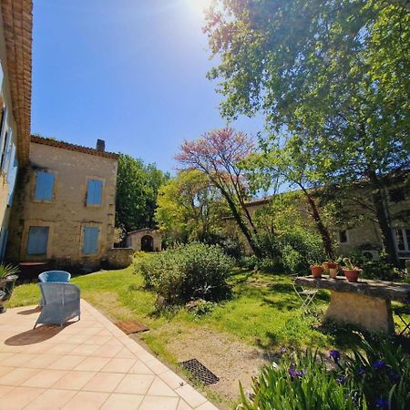 Bed and Breakfast Ancien Mas Du Moulin Eygalières Exterior foto